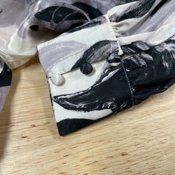 All Saints NWT Carla Jackie Top Cropped Blouse Gathered Center Silk Blend Size 0 - Picture 10 of 14